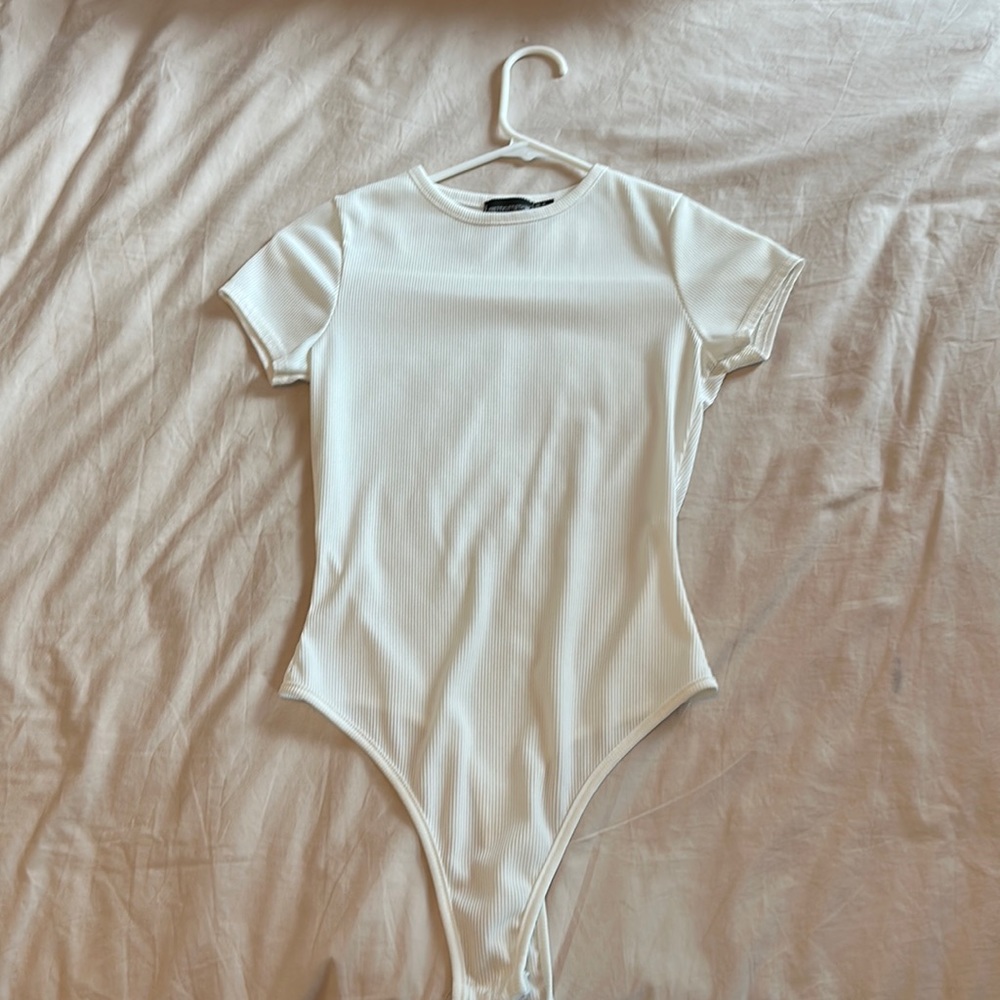 Pretty Little Thing Body Suit, Size 4